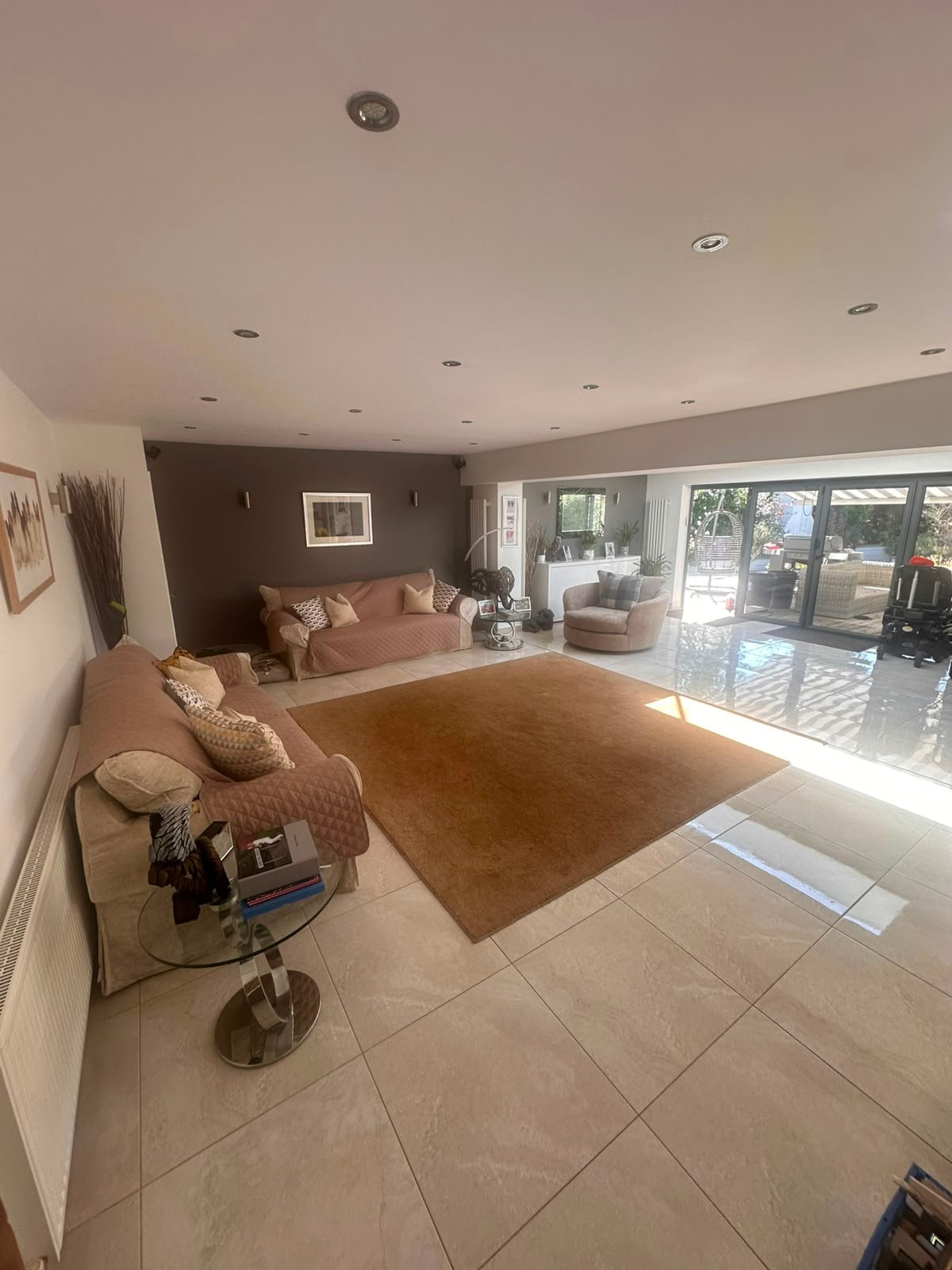 Freshly cleaned living room by Mya's Maids